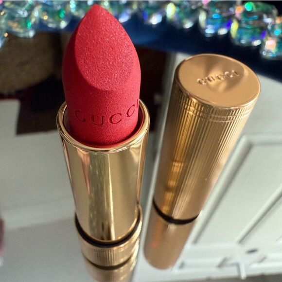 GUCCI GOLDIE RED LIPSTICK | MATTE FINISH | NEW - Picture 9 of 17